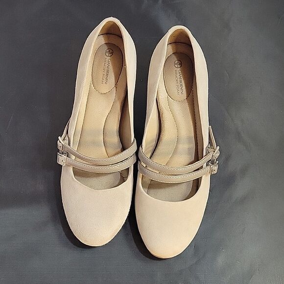 GIANI BERNINI MEMORY FOAM SUEDE ROUND TOE MARY JANE PUMP SHOES - Picture 3 of 16